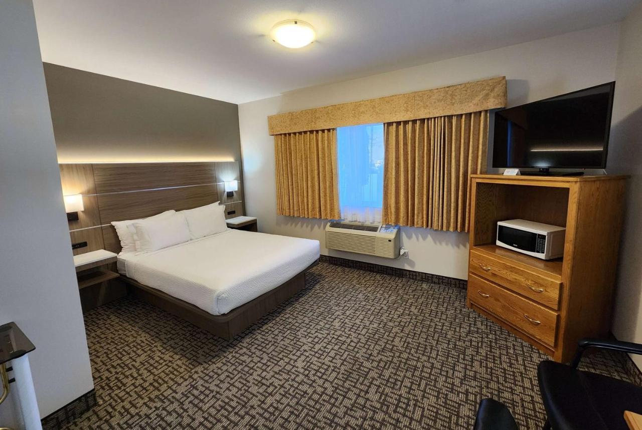 Days Inn By Wyndham Penticton Conference Centre Kültér fotó